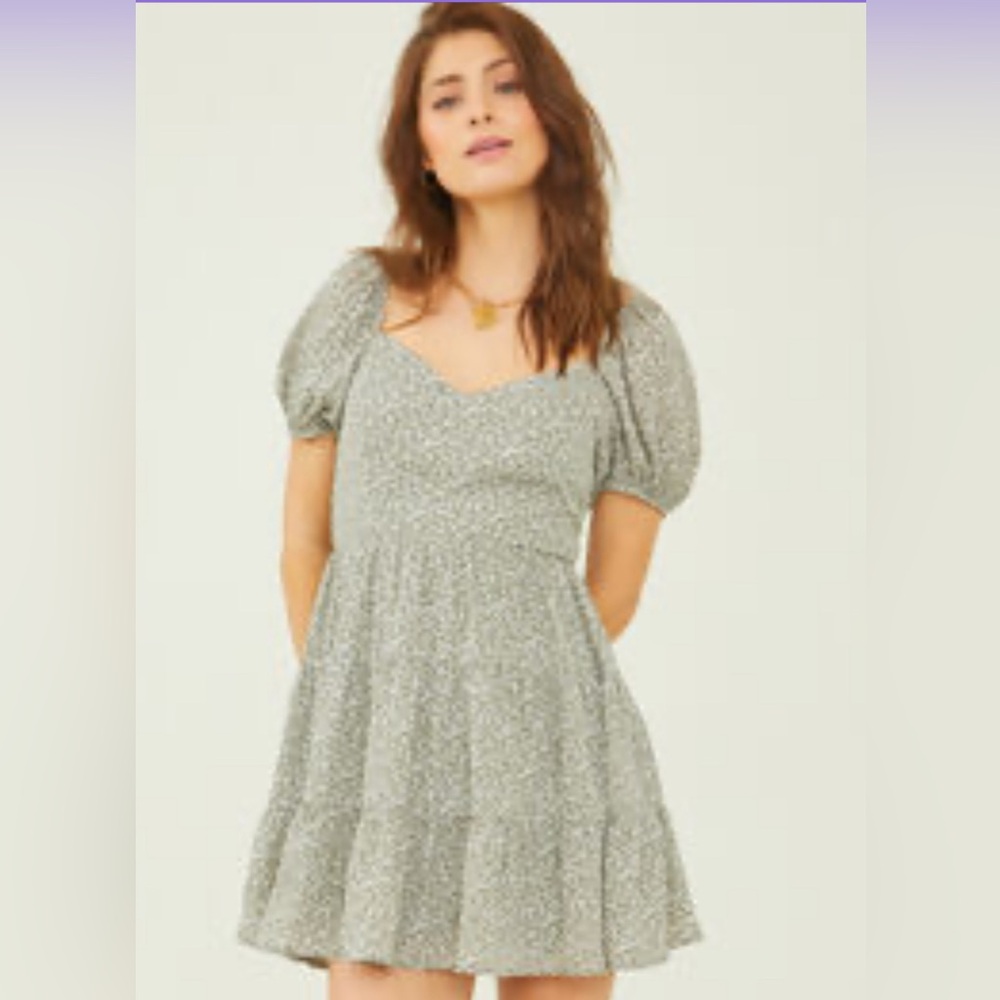 NWOT Green Floral Tullabee Dress - Picture 9 of 9